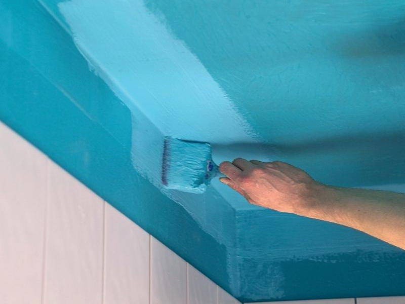 Пароизоляция и гидроизоляция потолка в ванной в деревянном доме - виды и технология монтажа